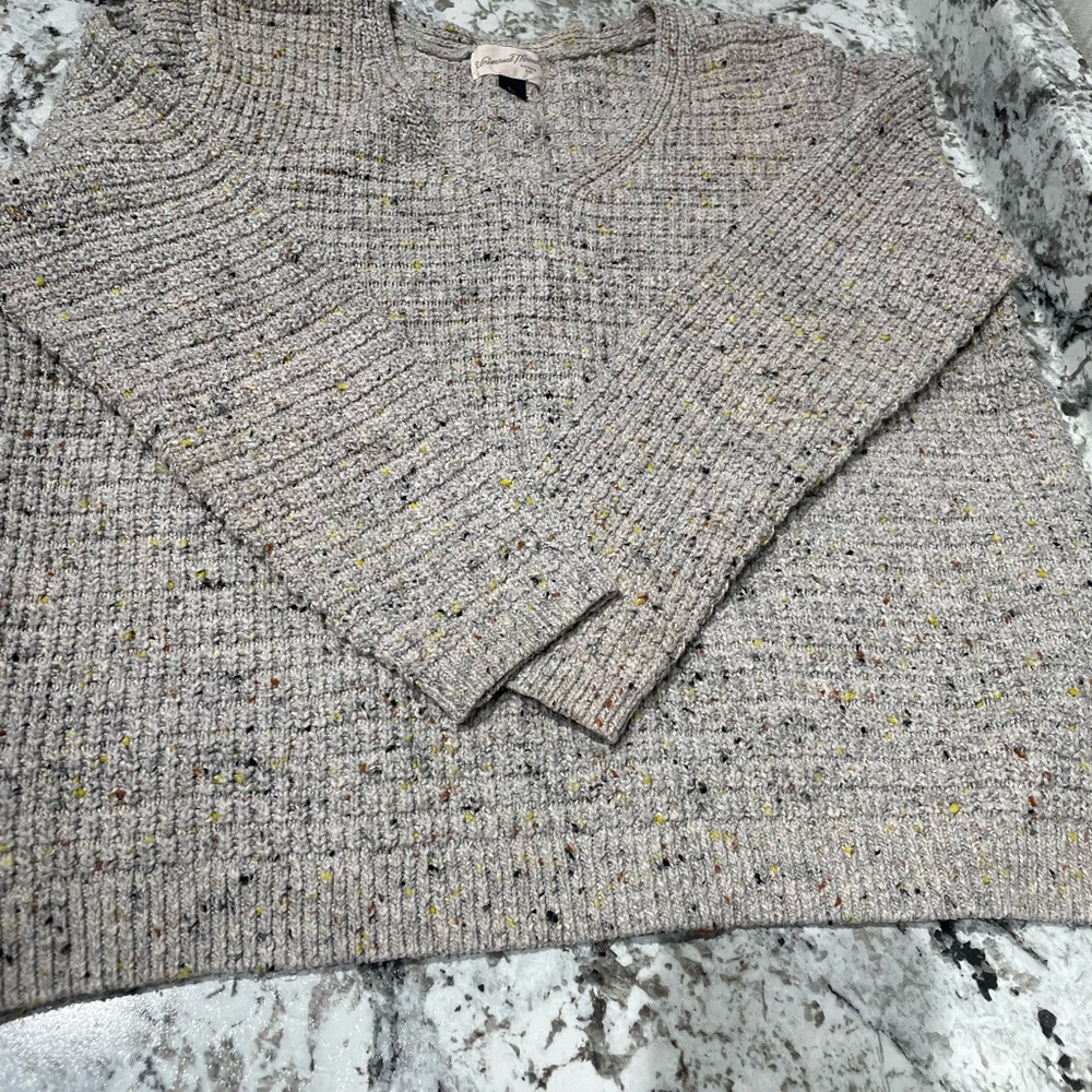 Universal Thread sweater - Picture 10 of 11